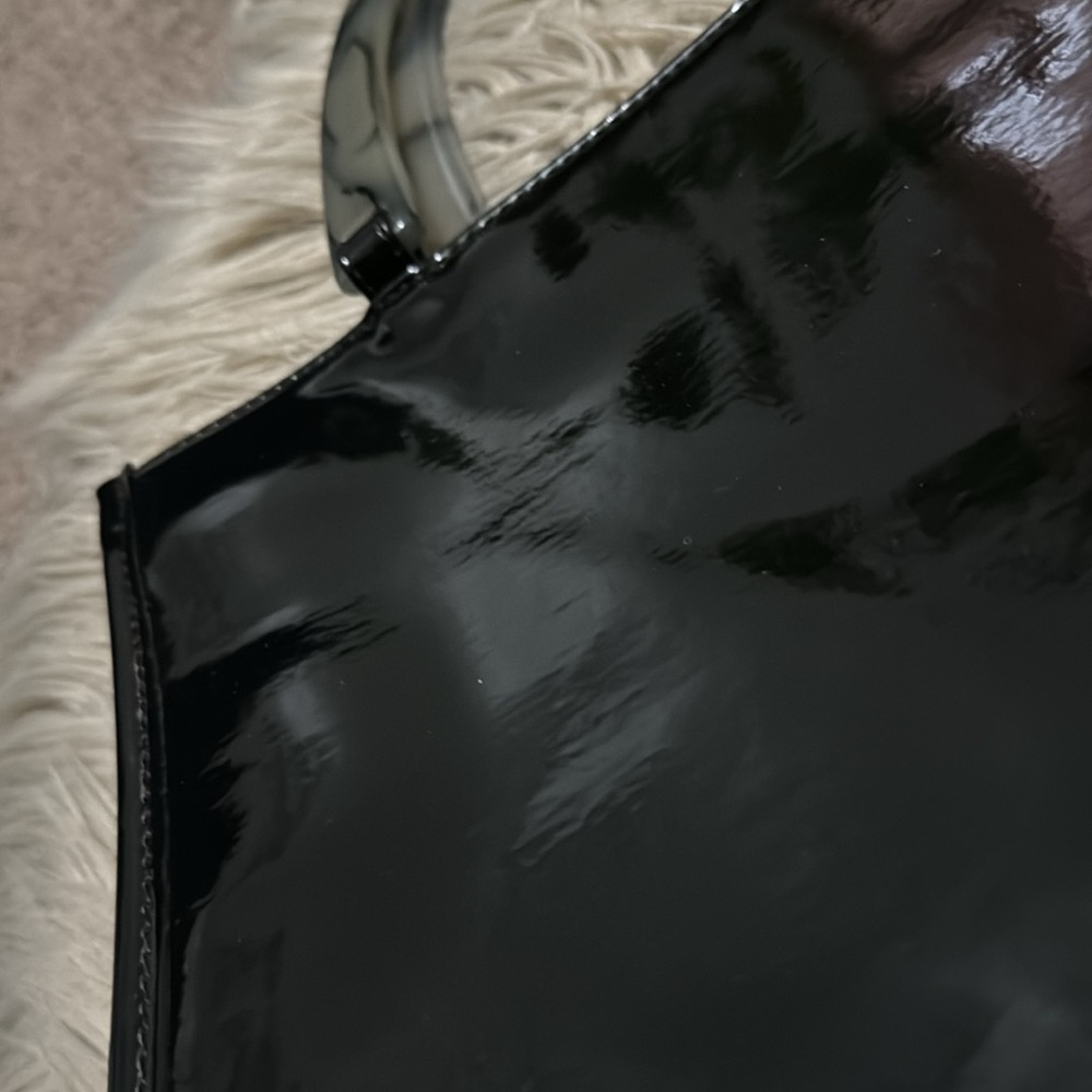 Vintage Neiman Marcus Black Patent Bag-Blk/Gray Swirled Lucite Handles-EUC - Picture 4 of 17